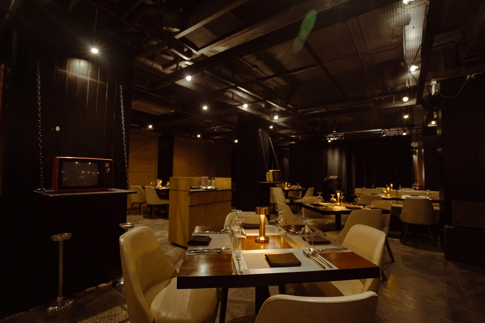 Savoring the Scene at WARE HOUSE: Where Industrial Chic Meets a Wine Lover’s Haven